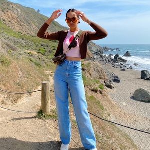 Wide leg 90s inspired jeans